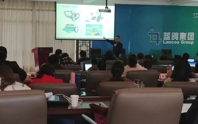 中国教育电视台邀请瓦力工厂为安徽中职信息教师国培班讲解人工智能课程